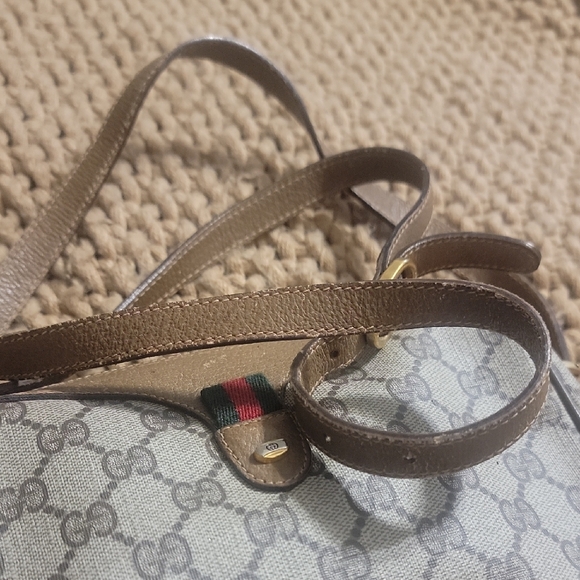 Gucci Beige and Brown Crossbody Bag - Picture 2 of 11